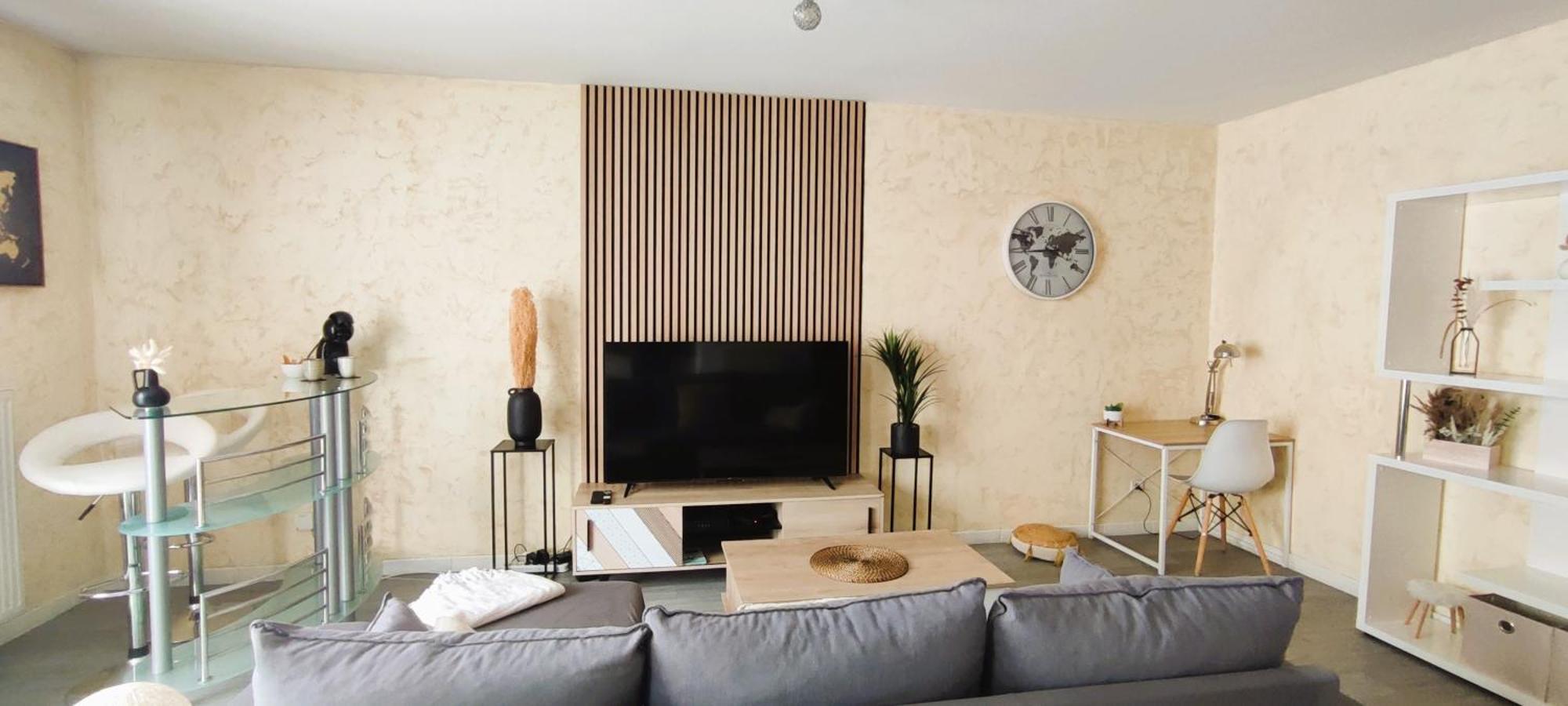 Cosy Appart - Balcon, Parking, Spacieux T2 - Proche Eurexpo Stade Сен-Приест Экстерьер фото