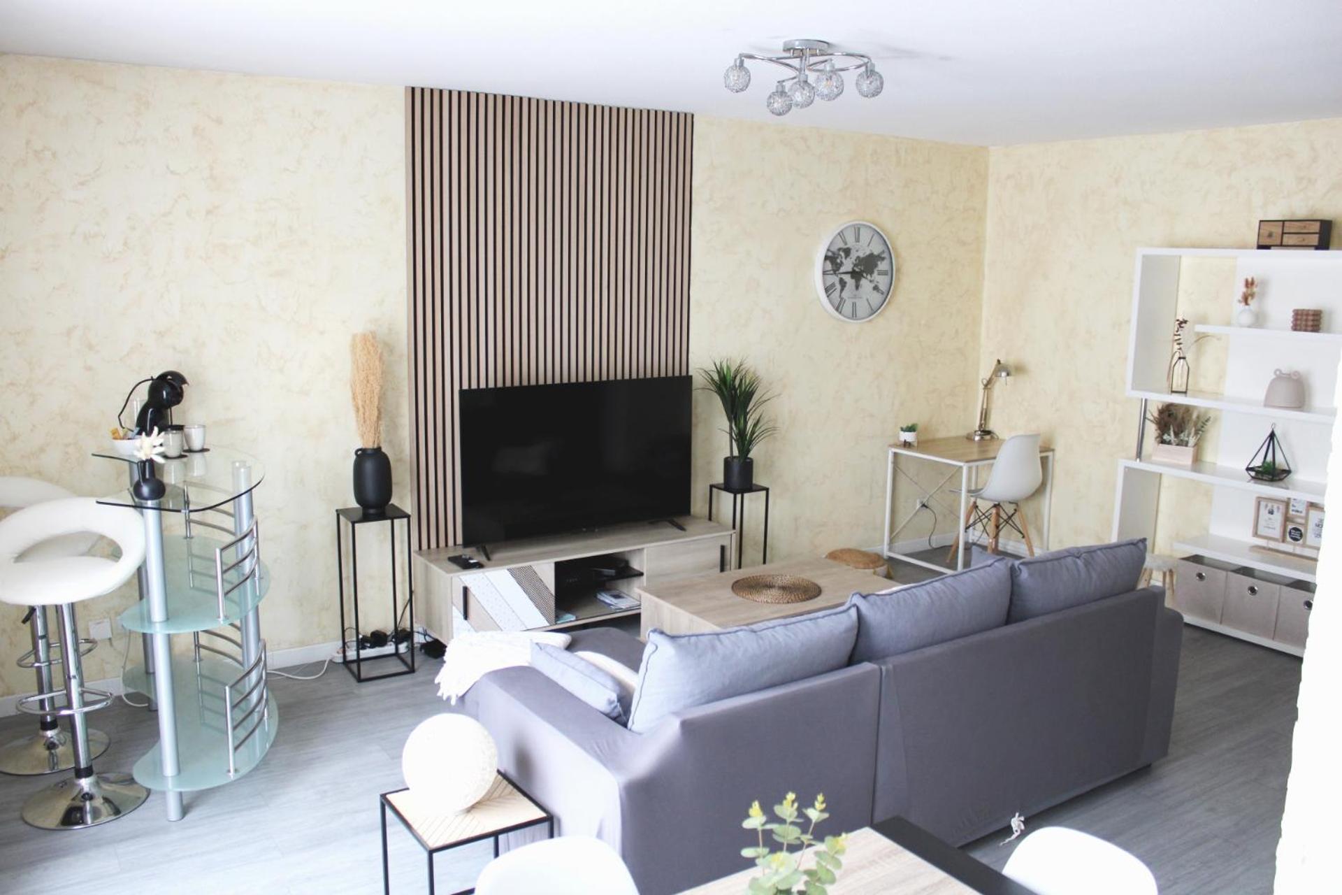 Cosy Appart - Balcon, Parking, Spacieux T2 - Proche Eurexpo Stade Сен-Приест Экстерьер фото
