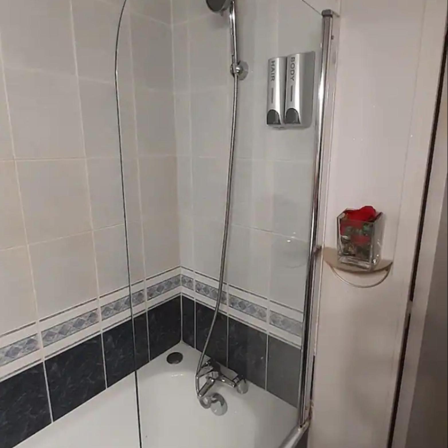 Cosy Appart - Balcon, Parking, Spacieux T2 - Proche Eurexpo Stade Сен-Приест Экстерьер фото